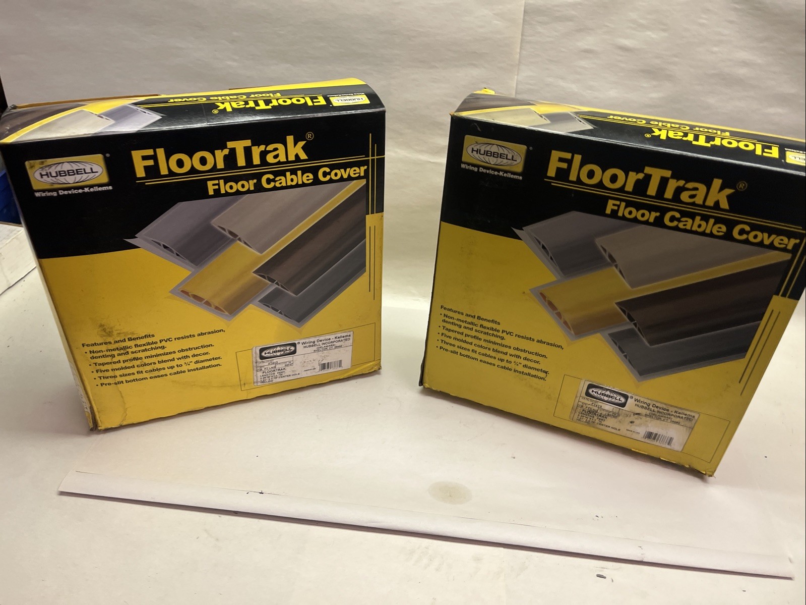 HUBBELL,FT4Y5,FLOORTRAK 5FT LONG 2 BOXES