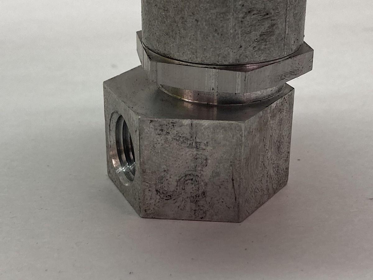 Used Lube Devices,4220,Lubricator