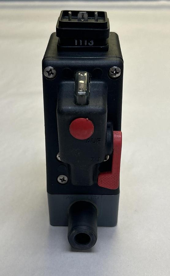 Used GEMU,205-15D30-1141120,SOLENOID VALVE
