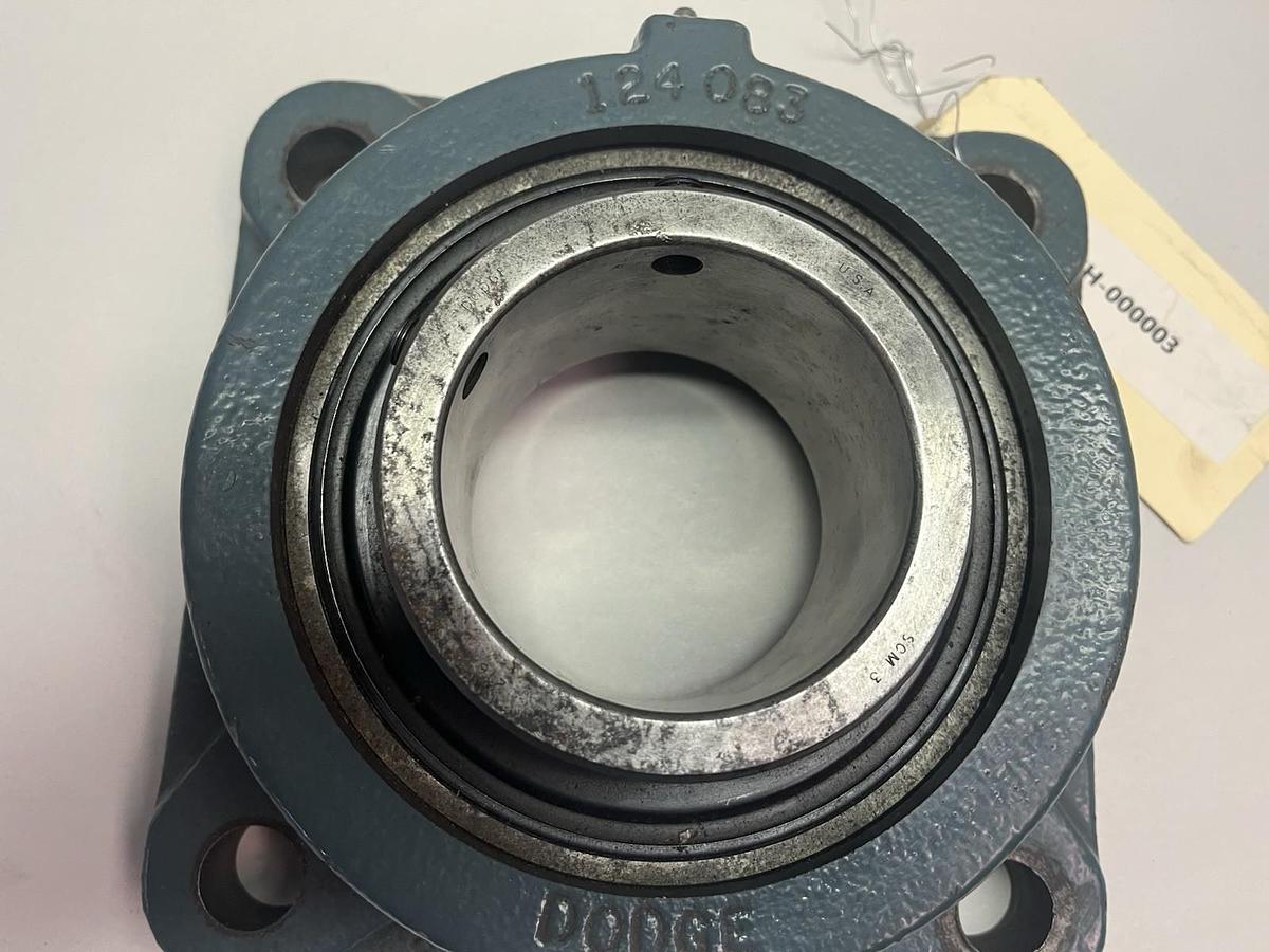 Used DODGE,126197,FLANGE BEARING F4B-SCM-300 3" BORE