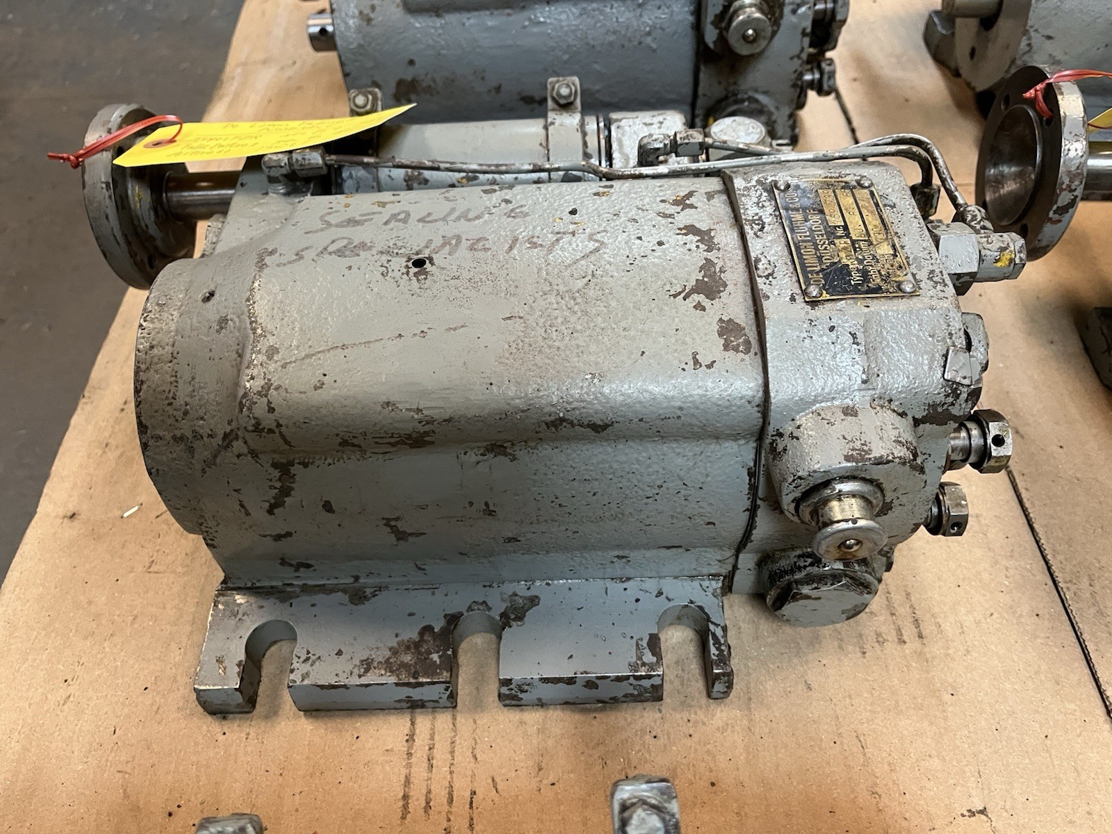 Used DE LIMON FLUHME,FZR 159-739,CENTRAL GREASE PLUNGER PUMP
