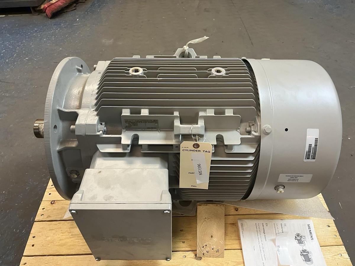 SIEMENS,1LA92062WA61-ZT00,MOTOR 30kW 400/690V 3PH 2950RPM 200L
