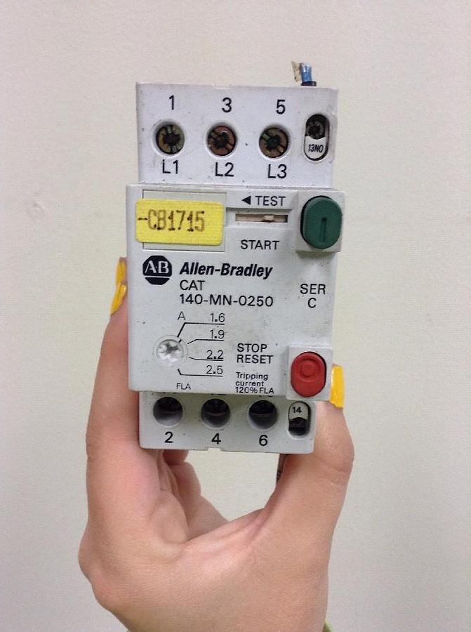 Used ALLEN BRADLEY,140-MN-0250, MANUAL MOTOR STARTER 1.6 A-2.5 A LOT OF 3