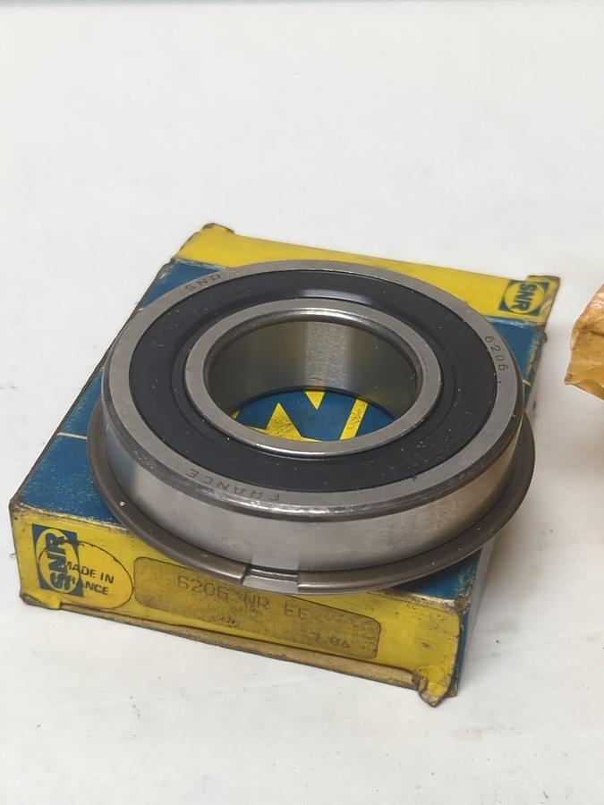 SNR,6206 NR EE,DEEP GROOVE BALL BEARING WITH SNAP RING NOS