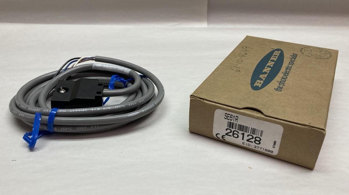 Banner Engineering,SE61R,Photoelectric Sensor 300V E54661