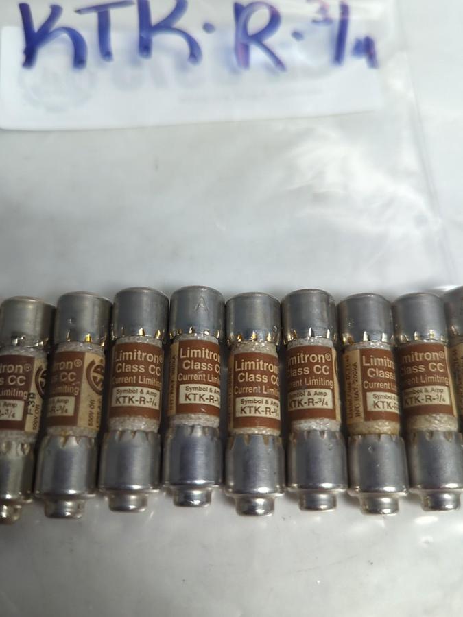 Used COOPER BUSSMANN,KTK-R-3/4,LIMITRON 3/4 AMP FUSE LOT OF 10 PRE-OWNED
