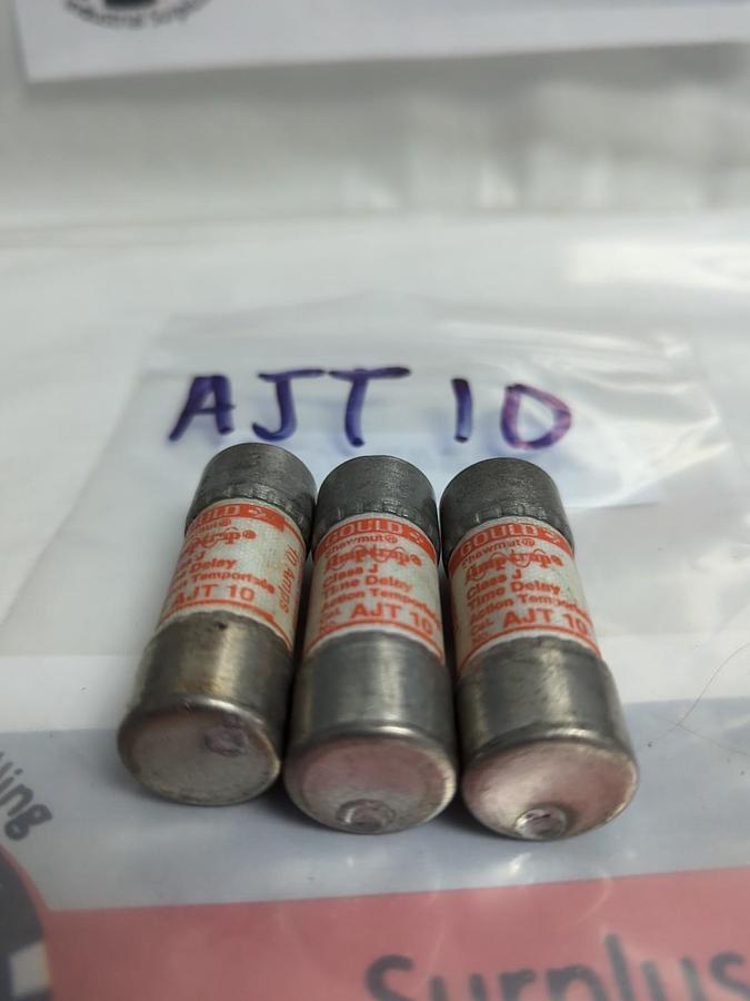 Used GOULD SHAWMUT,AJT-10,AMP-TRAP 10 AMP FUSE LOT OF 3 PRE-OWNED