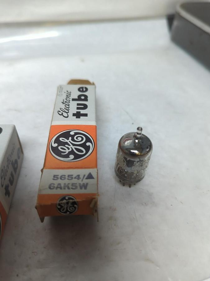 GE,5654/6AK5W,VACUUM TUBE LOT OF 3 NOS