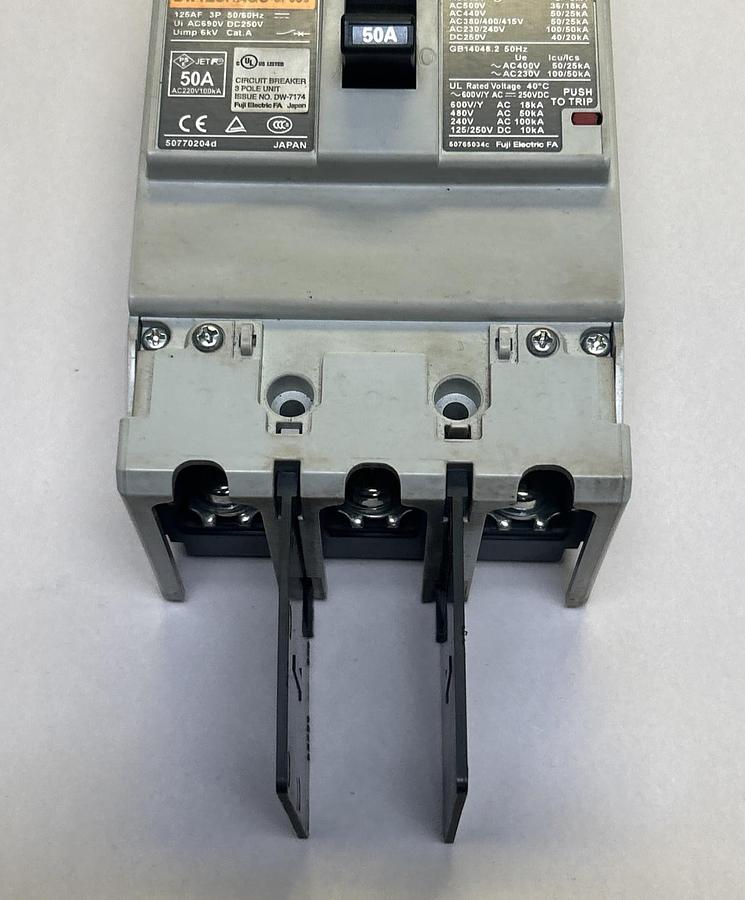 Used FUJI ELECTRIC,BW125RAGU-3P050,AUTO CIRCUIT BREAKER 50A 690V 3P