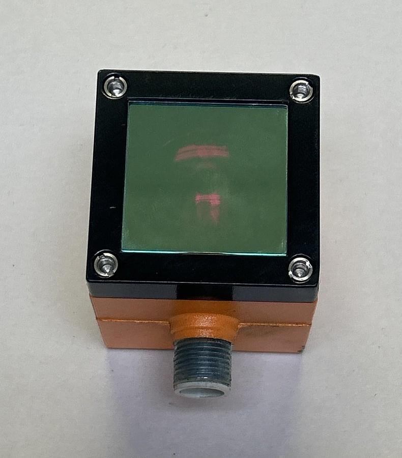 Used IFM,01DFL3KG,PHOTOELECTRIC DISTANCE SENSOR