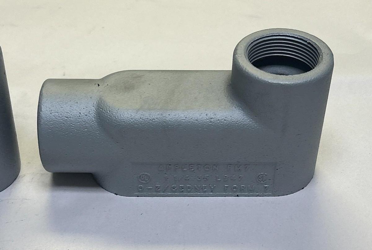 APPLETON,LB47,ALUMINUM CONDUIT BODY 1-1/4INCH LOT OF 2 NOS