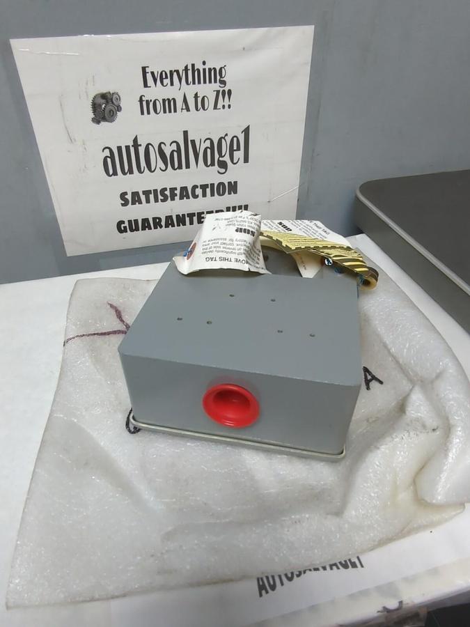 SOR,66V1-AA3-N4-B1A,PRESSURE SWITCH 12-100 PSI NOS