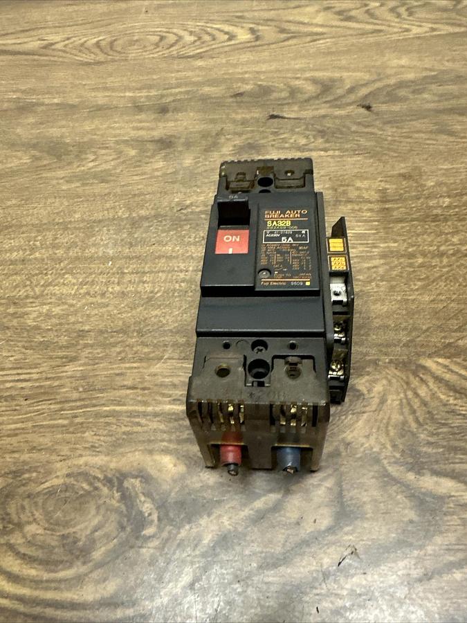 Used Fuji,SA32B,5 Amp Auto Breaker