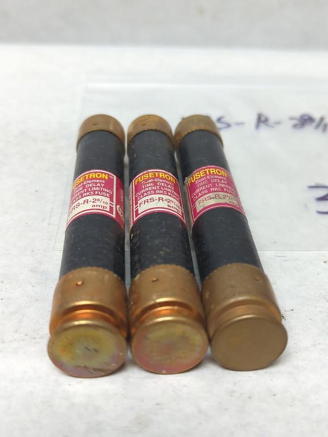Used COOPER BUSSMANN,FRS-R-2-8/10,FUSETRON 2-8/10 AMP FUSE LOT OF 3 PRE-OWNED