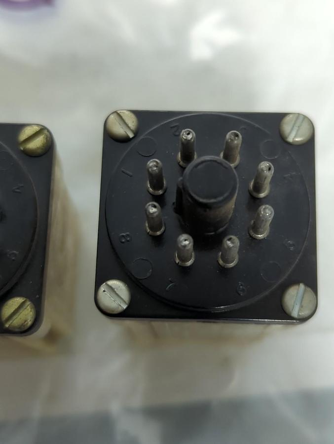 Used WESTON,1074-6,PLUG IN RELAY 8-PIN 6V LOT OF 3 PRE-OWNED