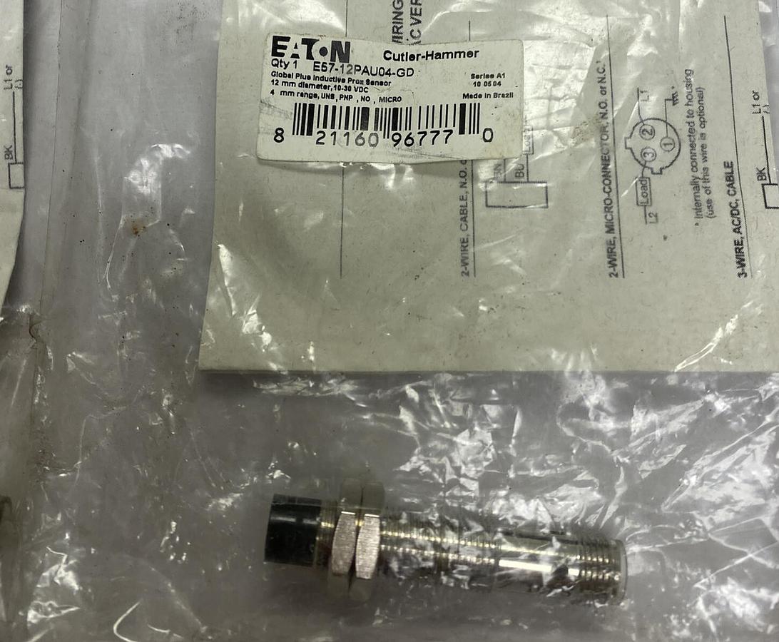 Eaton Cutler Hammer,E57-12PAU04-GD,Proximity Switch Lot Of 2 NOS
