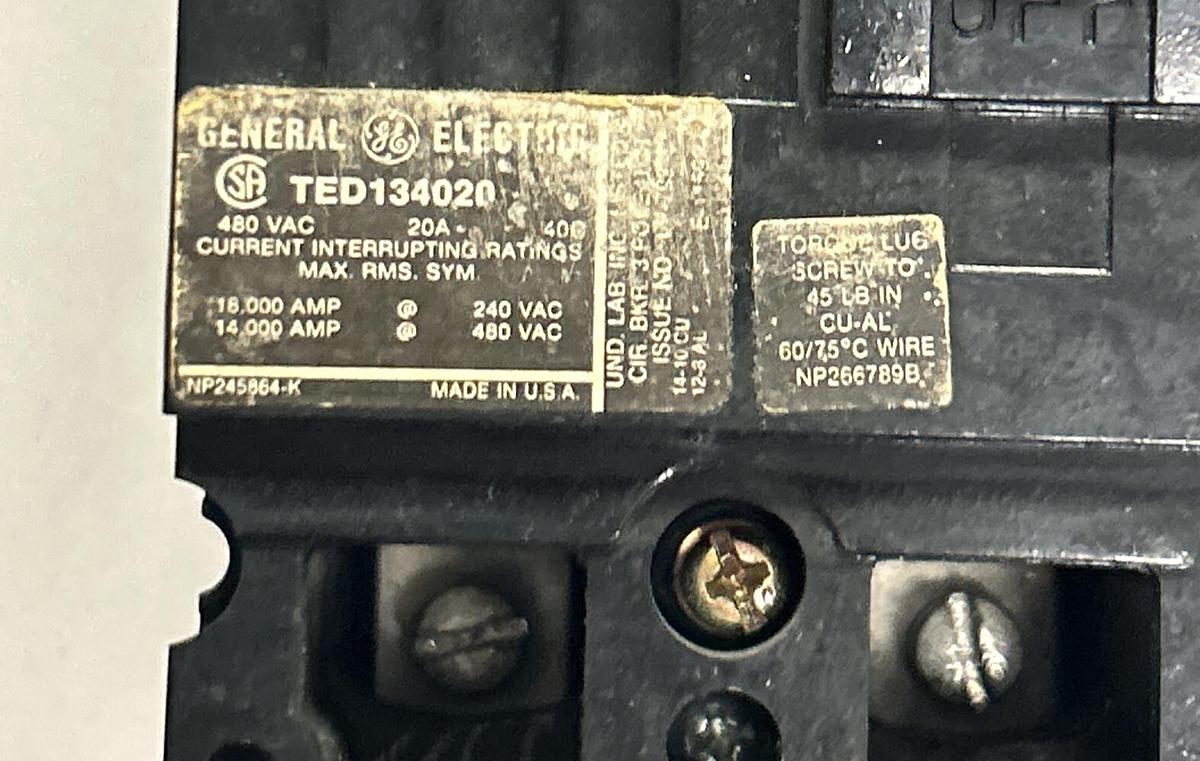 Used GENERAL ELECTRIC,TED134020,CIRCUIT BREAKER 20A 480V 3P