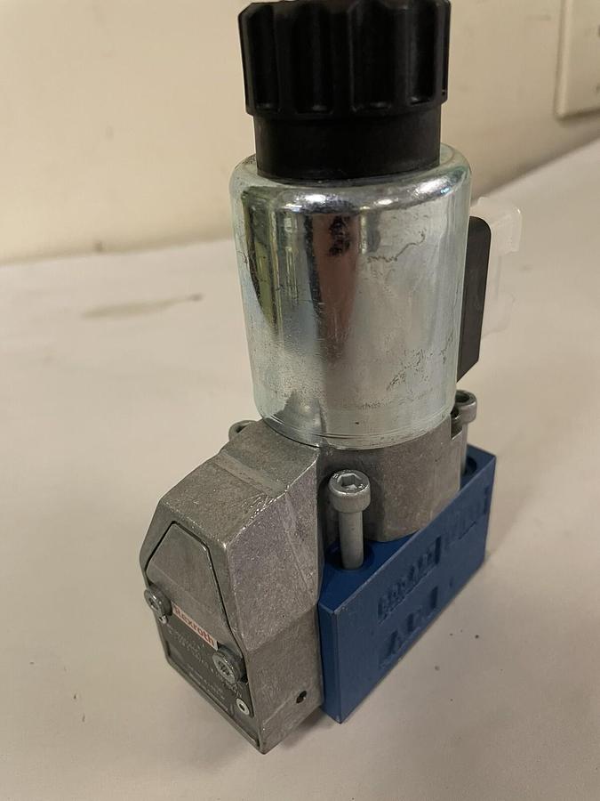 Rexroth Bosch,R900056442,Directional Control Valve