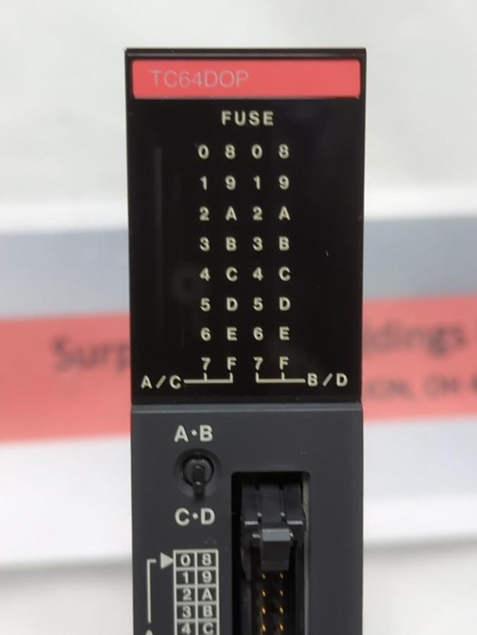 Used TOSHIBA,TC64DOP,OUTPUT MODULE 12/24VDC 0.3A PRE-OWNED