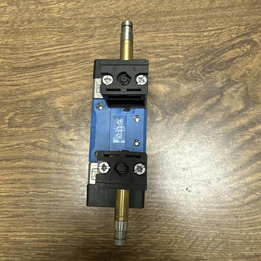 Used Festo,MN1H-5/3E-D-1-C,Solenoid Valve