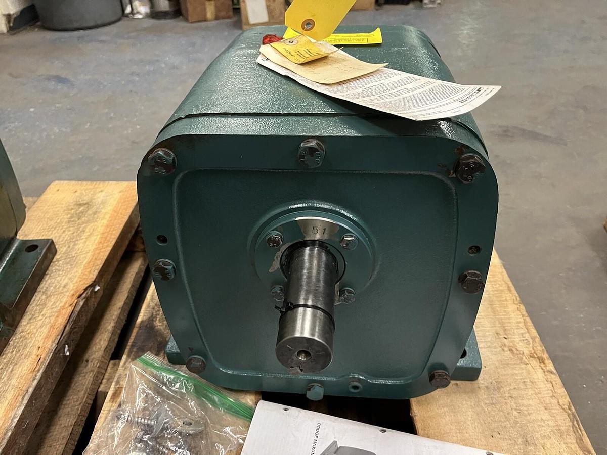 DODGE,DCR-3,MAXUM GEAR REDUCER RATIO 11.33 INPUT 40 HP 1750 RPM OUTPUT 154RPM