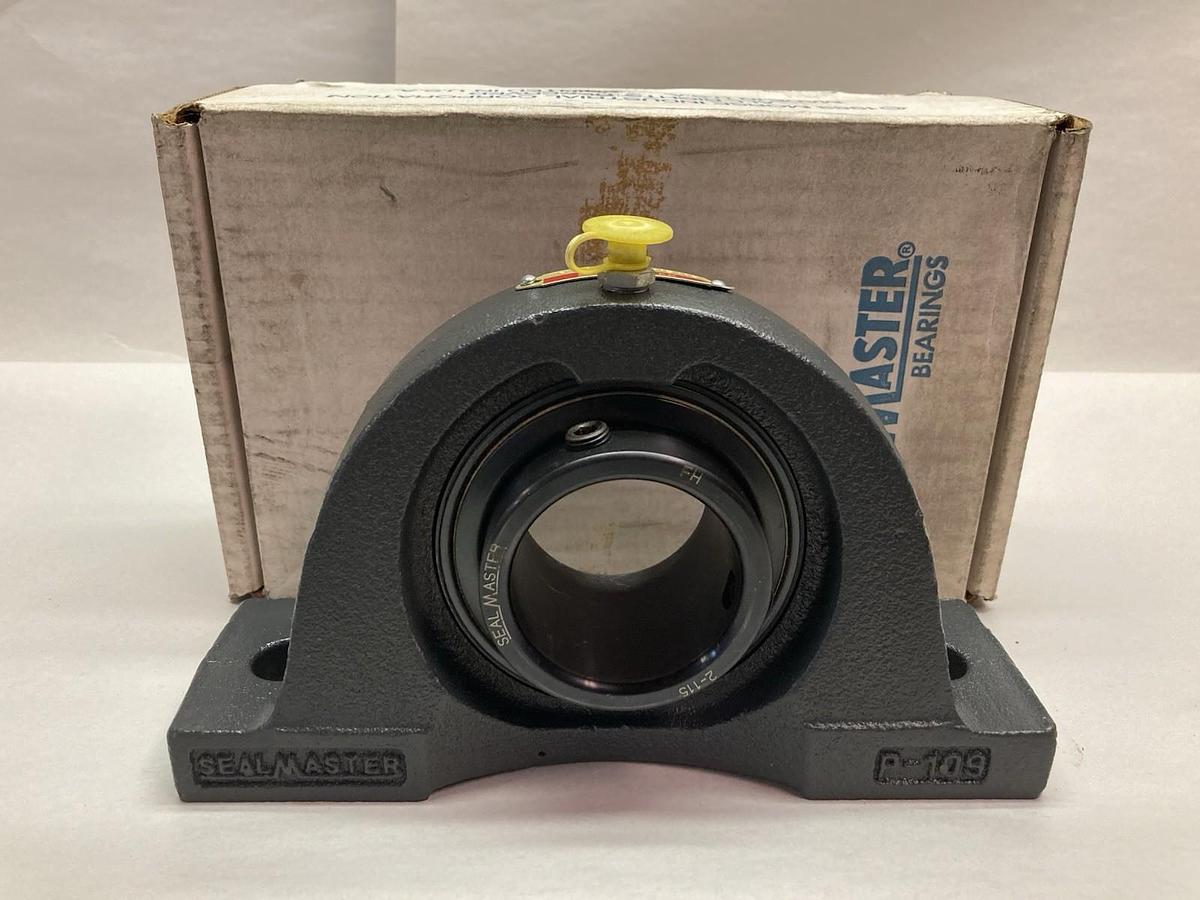 SealMaster,NP-31,Pillow Block Bearing 1-15/16 Inch Bore