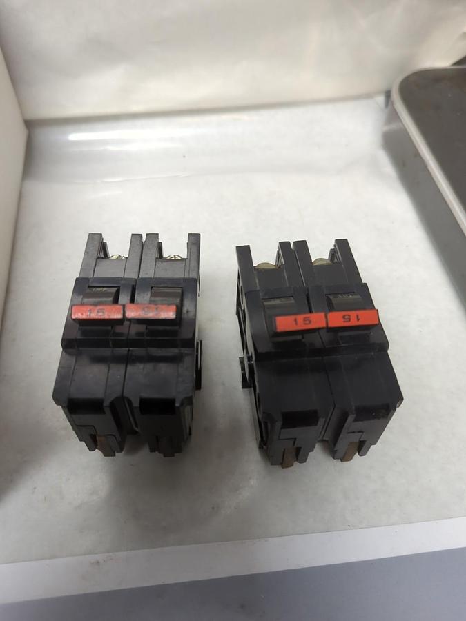 Used F.P.E.,NA215,CIRCUIT BREAKER 15 AMP 2-POLE LOT OF 2 PRE-OWNED