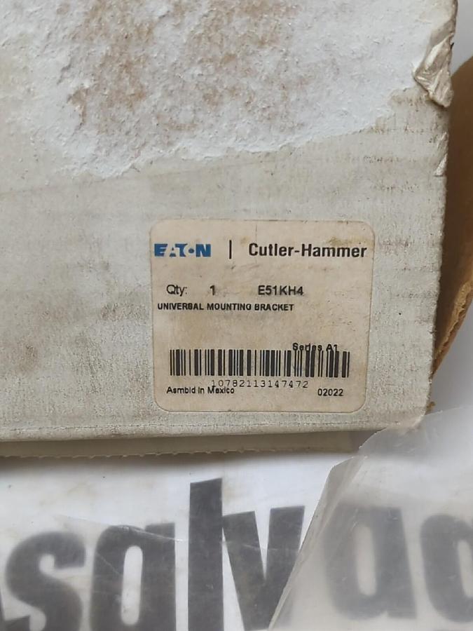 CUTLER-HAMMER,E51KH4,UNIVERSAL MOUNTING BRACKET NOS