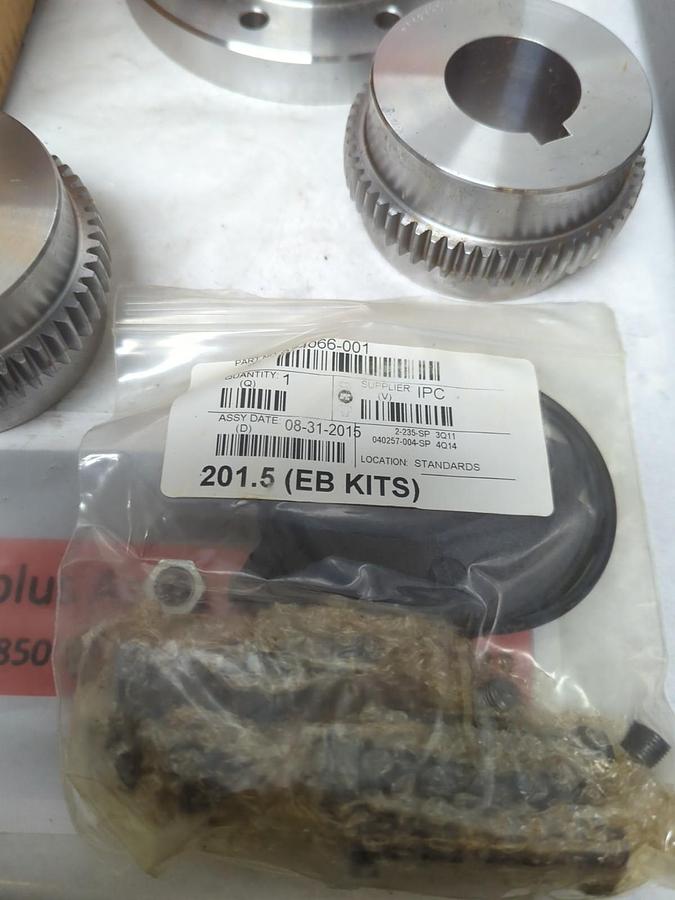 AMERIDRIVES,212581-016,COMPLETE COUPLING 3/8X3/16-3/8X3/16 NOS
