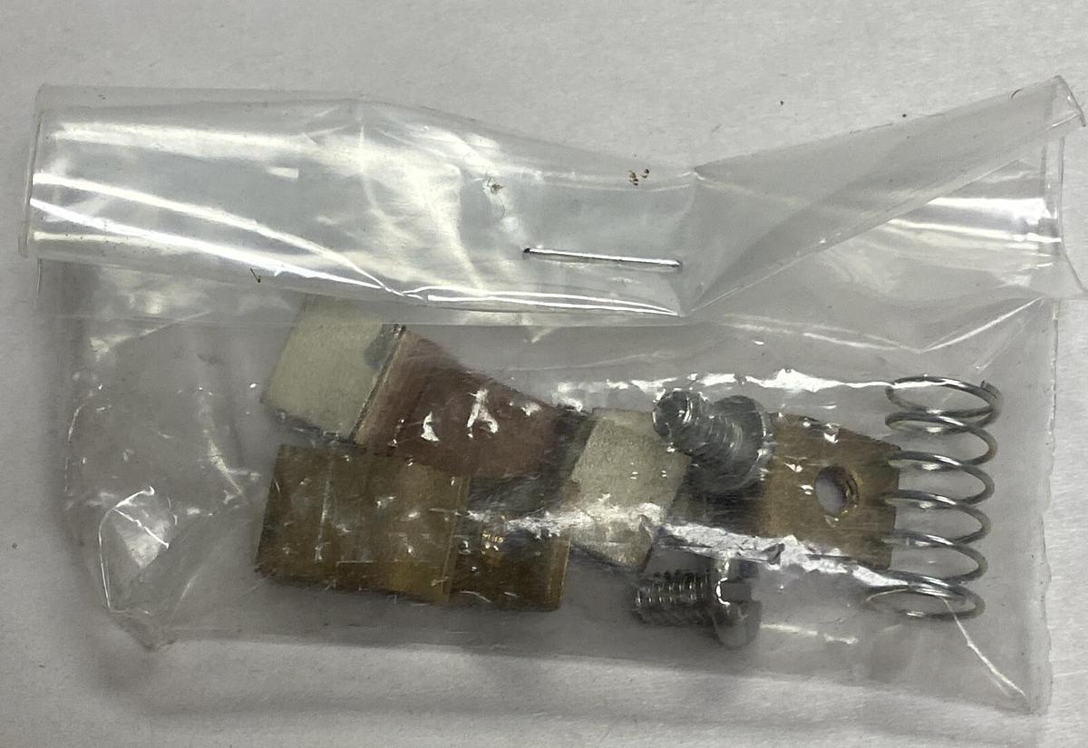 Allis Chalmers,Size 1,Contact Kit 1 Pole NOS