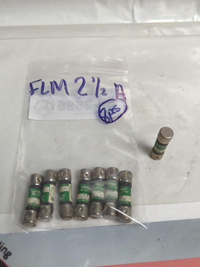Used LITTELFUSE,FLM2-1/2,TIME-DELAY 2-1/2 AMP FUSE LOT OF 8 PRE-OWNED