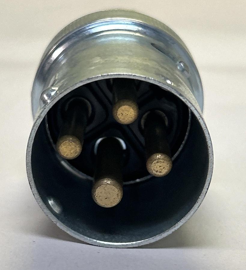 RUSSELLSTOLL,8314S,EVER-LOK MALE PLUG 30A 250/600V NOS