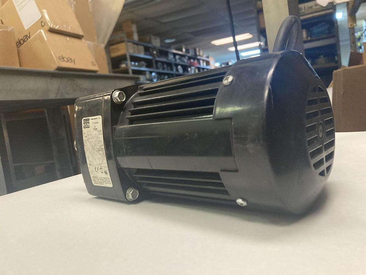 Used Bodine Electric,0681,1/4 Hp Gear Motor 85 RPM, 20:1 Ratio 42R5BFCI-E3 with Cord