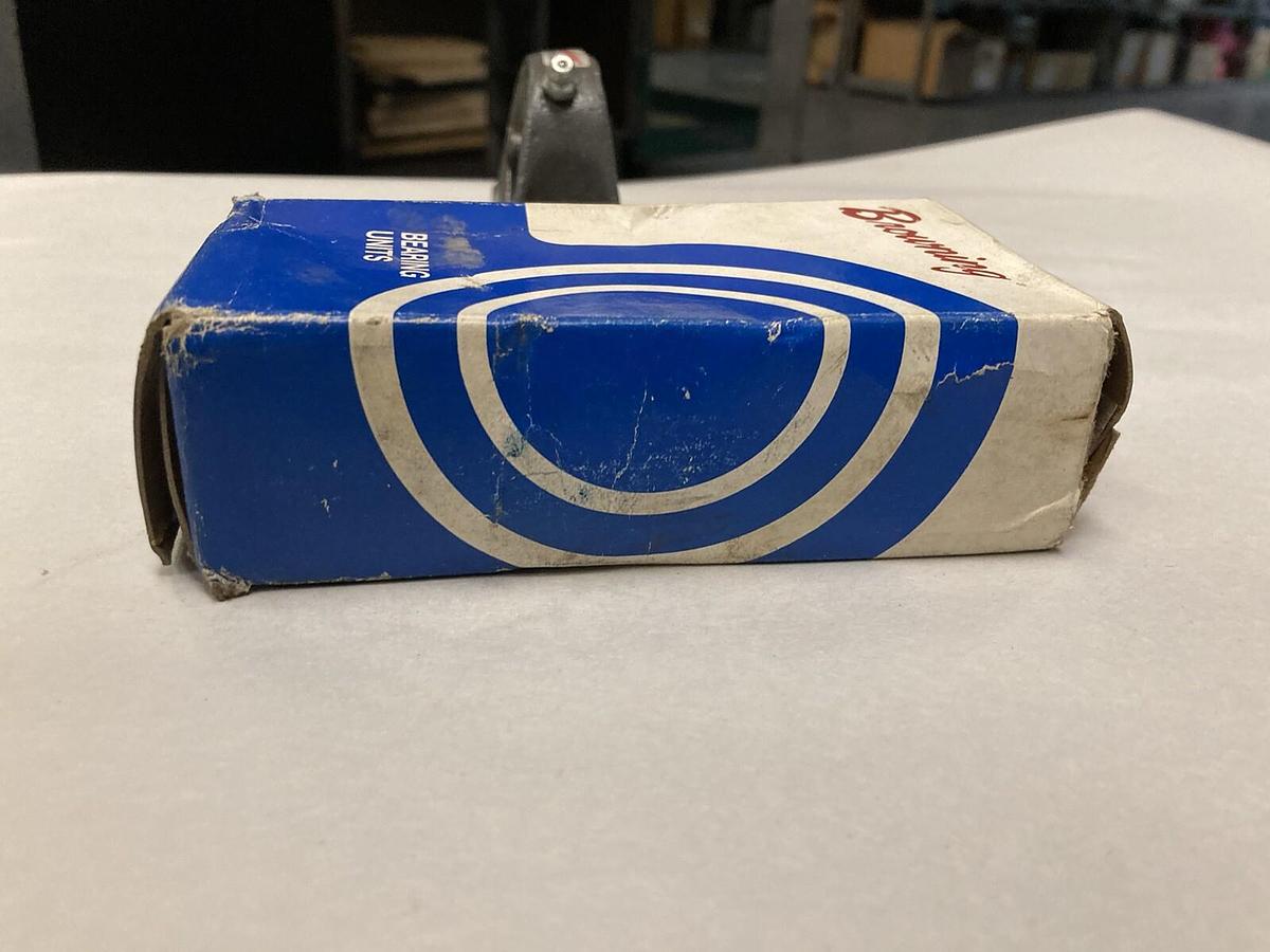 BROWNING,VPE-110,PILLOW BLOCK BALL BEARING UNIT 2-BOLT BASE  5/8" BORE NOS