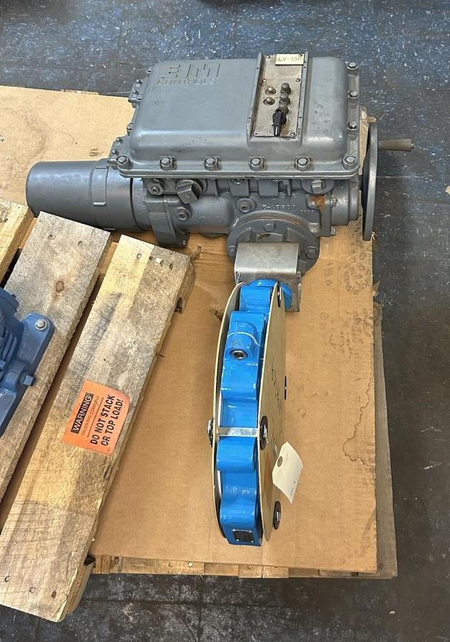 Used EIM CONTROLS,Q6K2-B,VALVE ACTUATOR 1/8HP 90VDC 1725RPM
