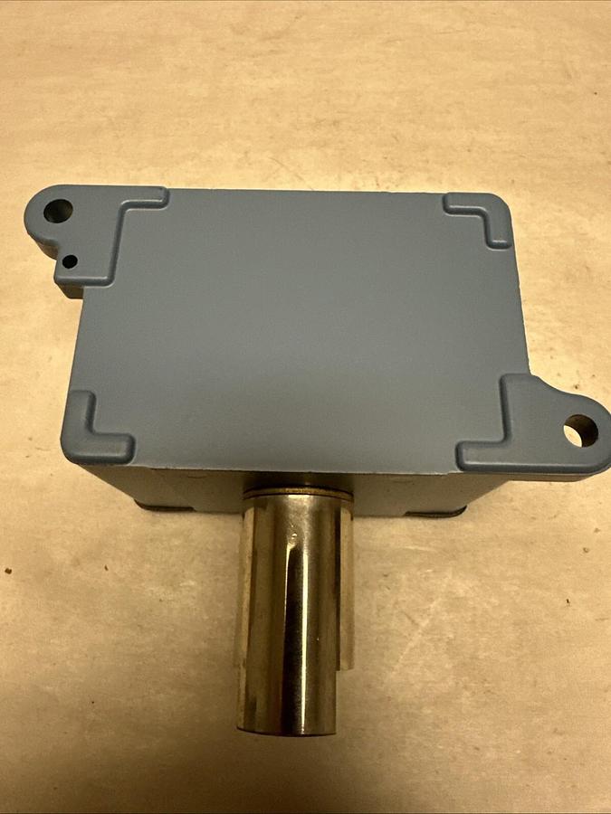 Used United Electric Controls,J6-224,0-30 PSI Pressure Switch