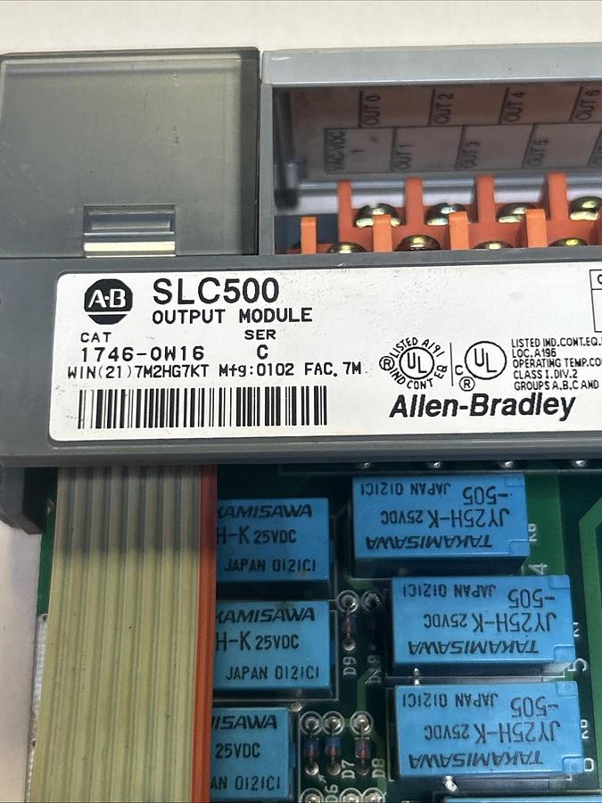 Used ALLEN BRADLEY,1746-OW16,SLC500 OUTPUT MODULE