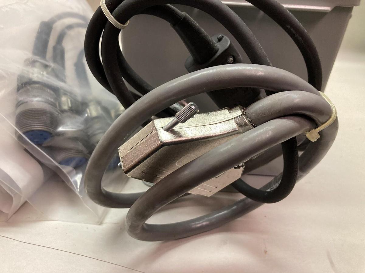 Unbranded,810135-7,Converter Box 120V 3.0A 50-60Hz