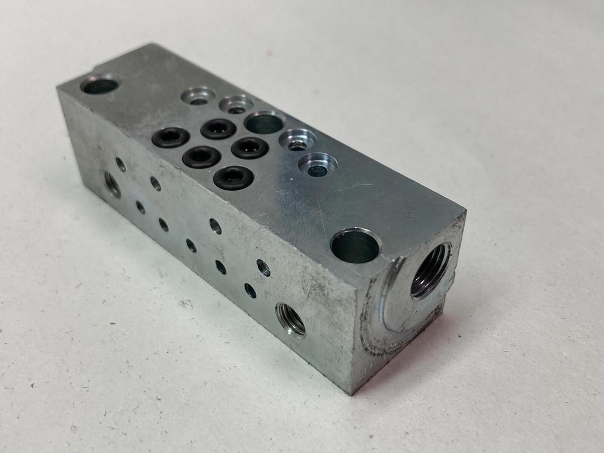 Graco Trabon,NPSF-J09B,Modular Divider Valve Block