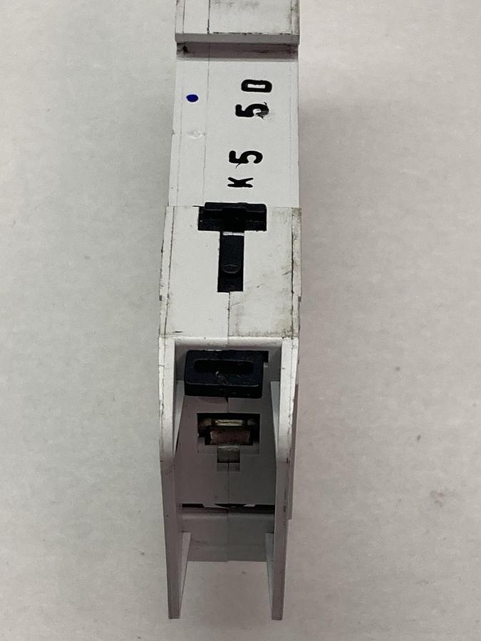 Used Eaton,FAZ-D5/1-NA,1-Pole Circuit Breaker 5A 277V Moeller Series LOT OF 2
