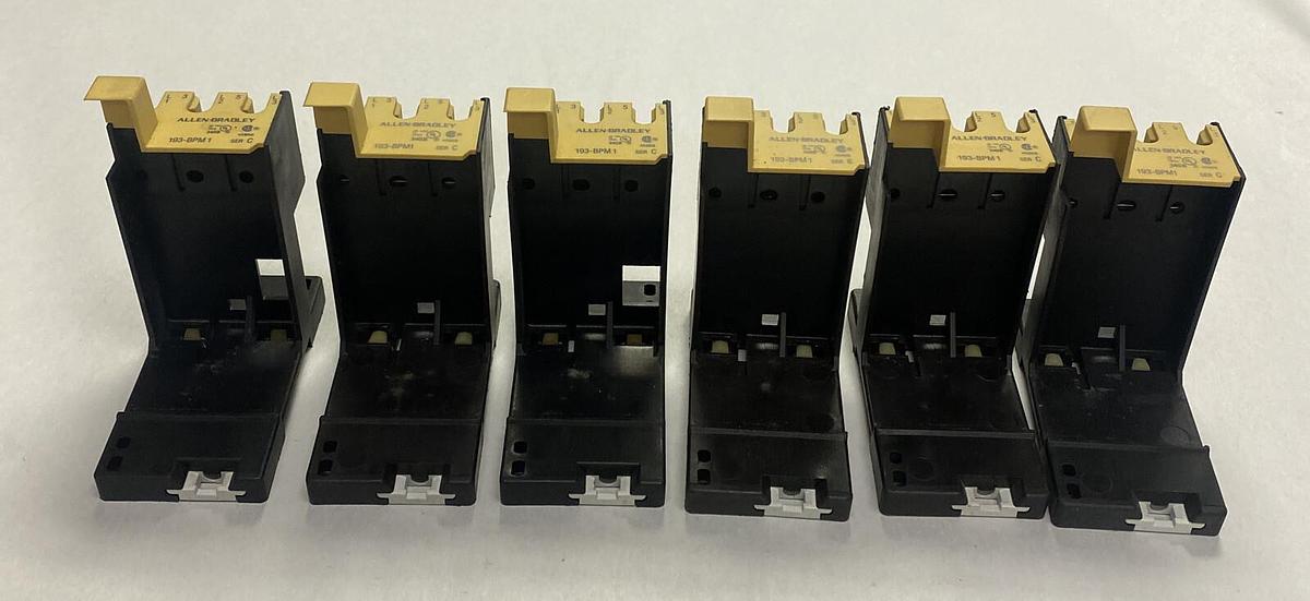 Used ALLEN BRADLEY,193-BPM1,SER C BASE MOUNTING ADAPTER LOT OF 6