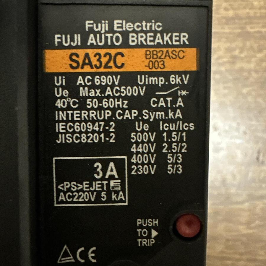 Used Fuji Electric,SA32C BB2ASC-003,Circuit Breaker
