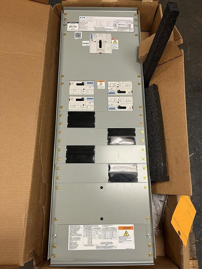 Used EATON,PRL3X,250A 250VDC POW-R-LINE XPERT PANELBOARD MAIN IS PDG2 150AMP