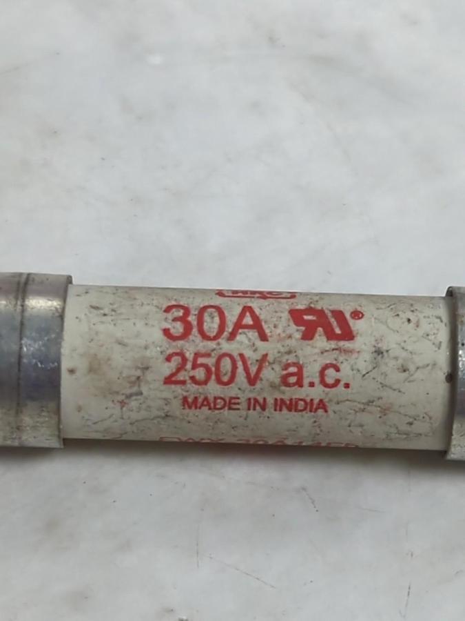 Used COOPER BUSSMANN,FWX30A14FB,30 AMP FUSE LOT OF 4 PRE-OWNED