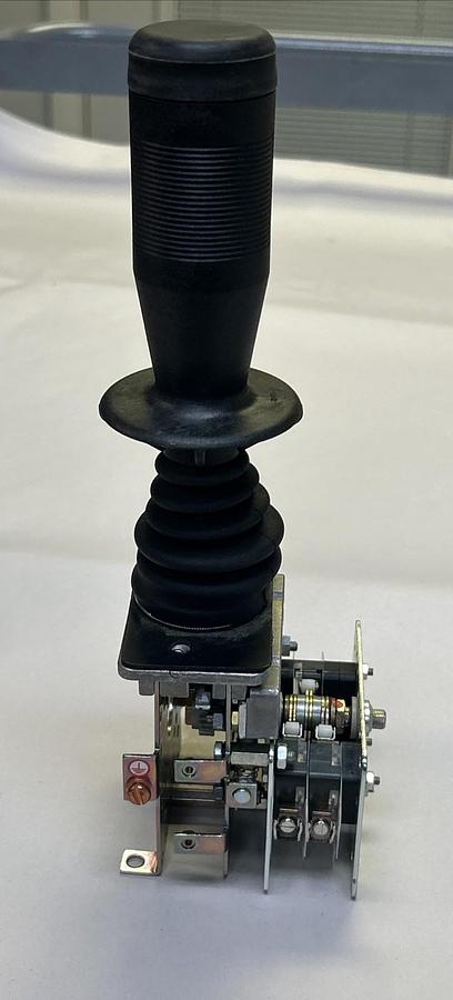 W GESSMANN,S2,JOYSTICK CONTROLLER 0613120-1 NOS