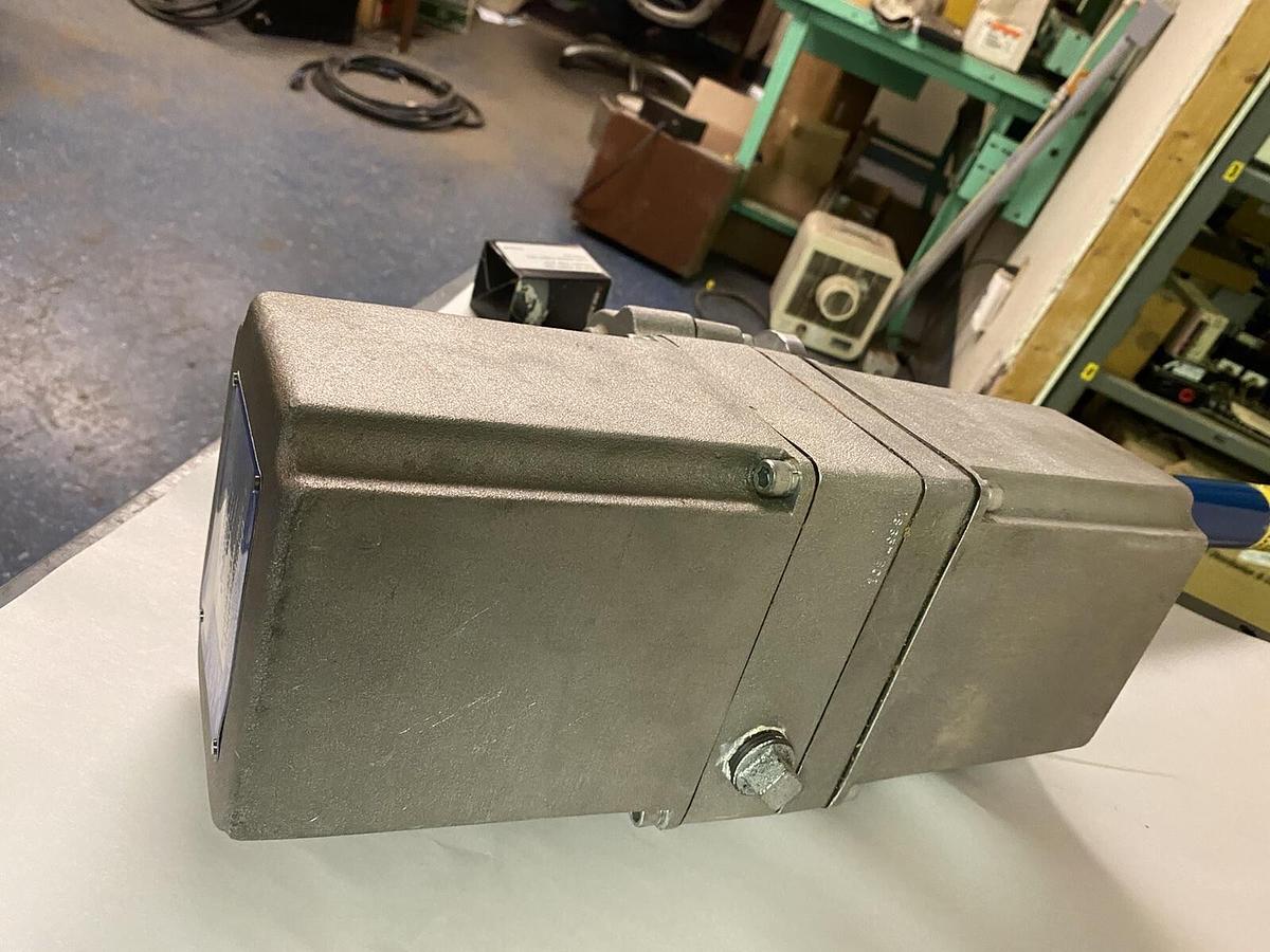 JORDAN CONTROLS,LA-2410-0207,ELECTRIC ACTUATOR 120v 1PH .9A