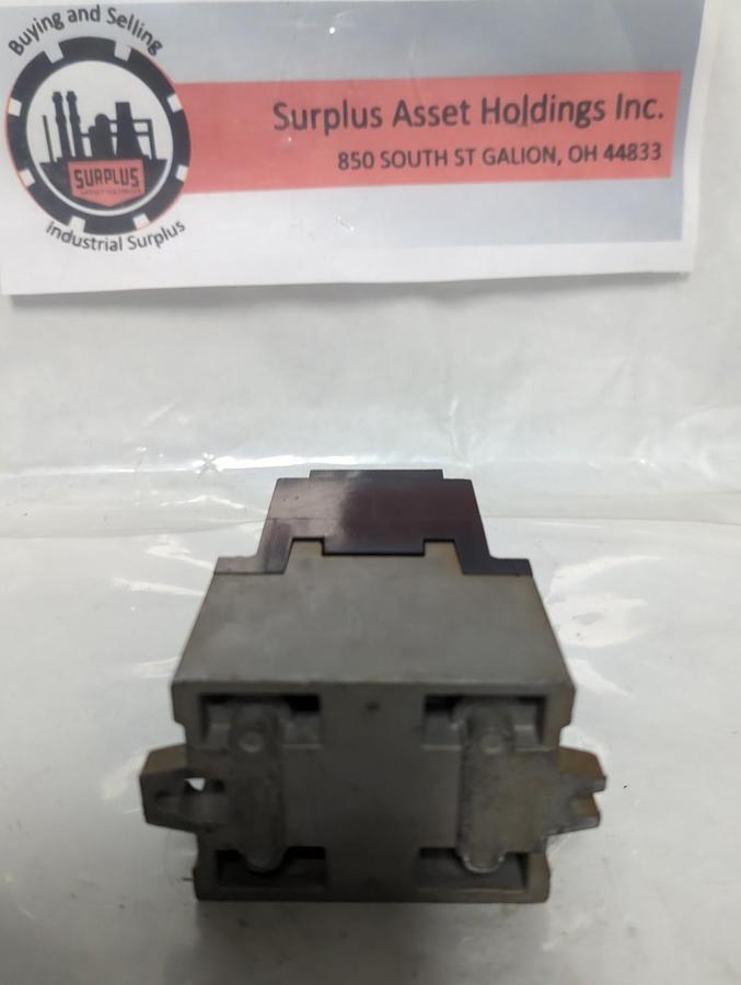 Used ALLEN BRADLEY,700-P400A1,SERIES A CONVERTIBLE CONTACT CONTROL RELAY PRE-OWNED