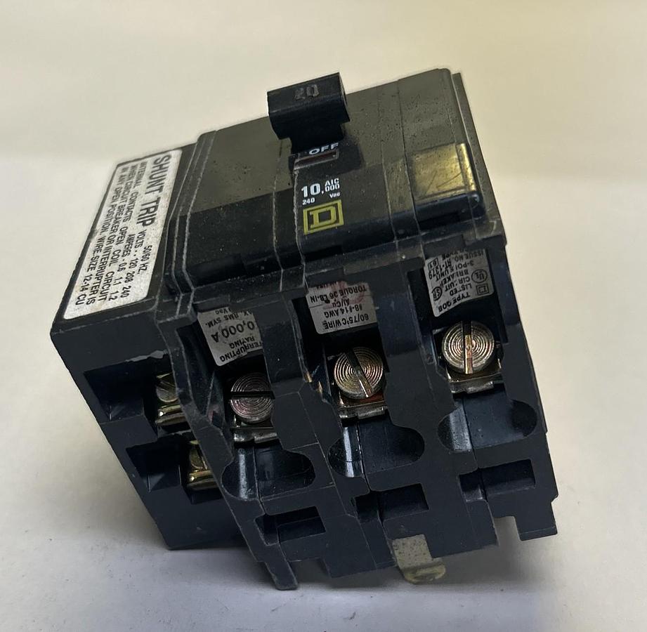 Used SQUARE D,QOB3201021,CIRCUIT BREAKER 20A 240V 3P