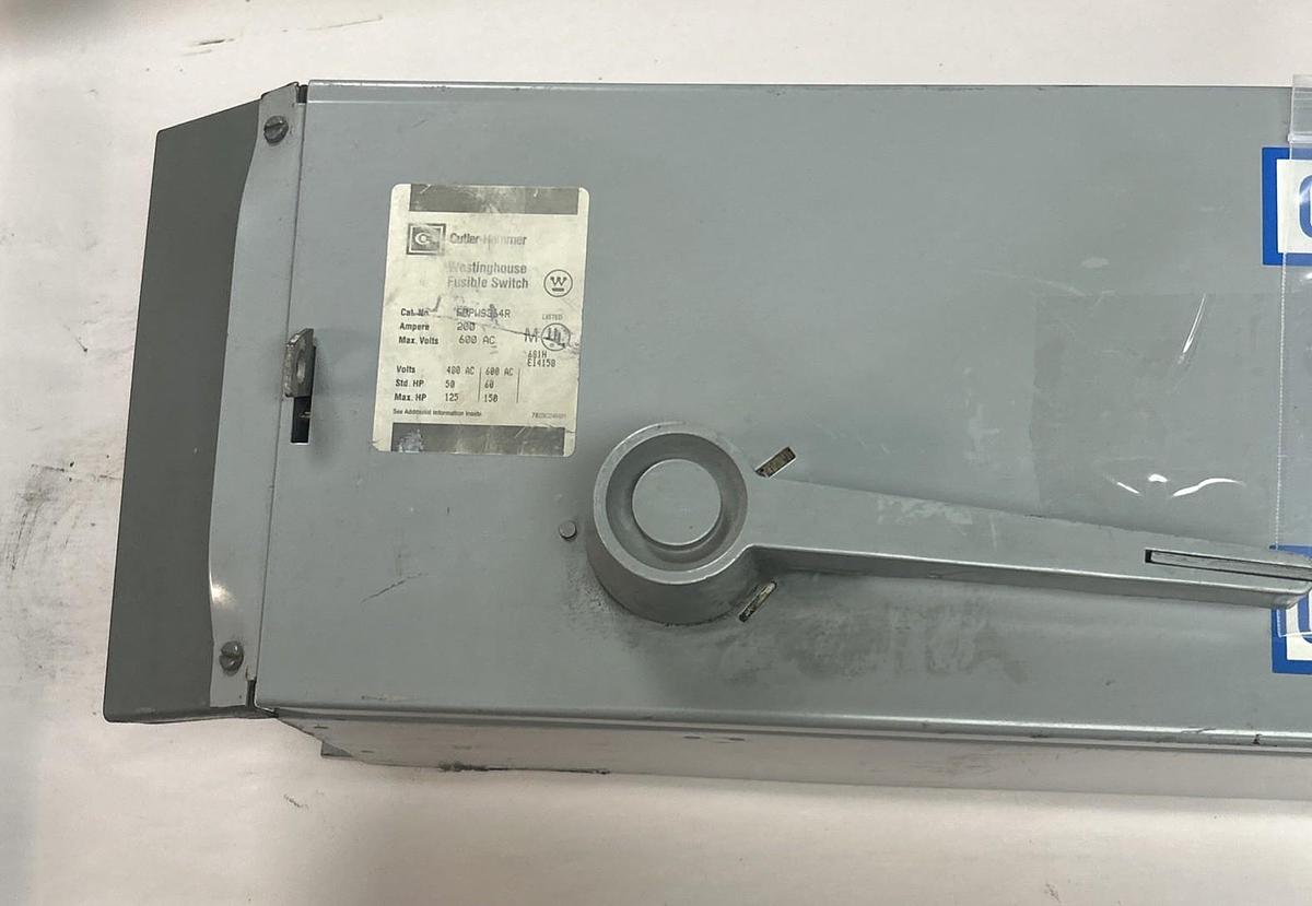 Used CUTLER-HAMMER,FDPWS364R,FUSIBLE PANELBOARD SWITCH 200A 600V