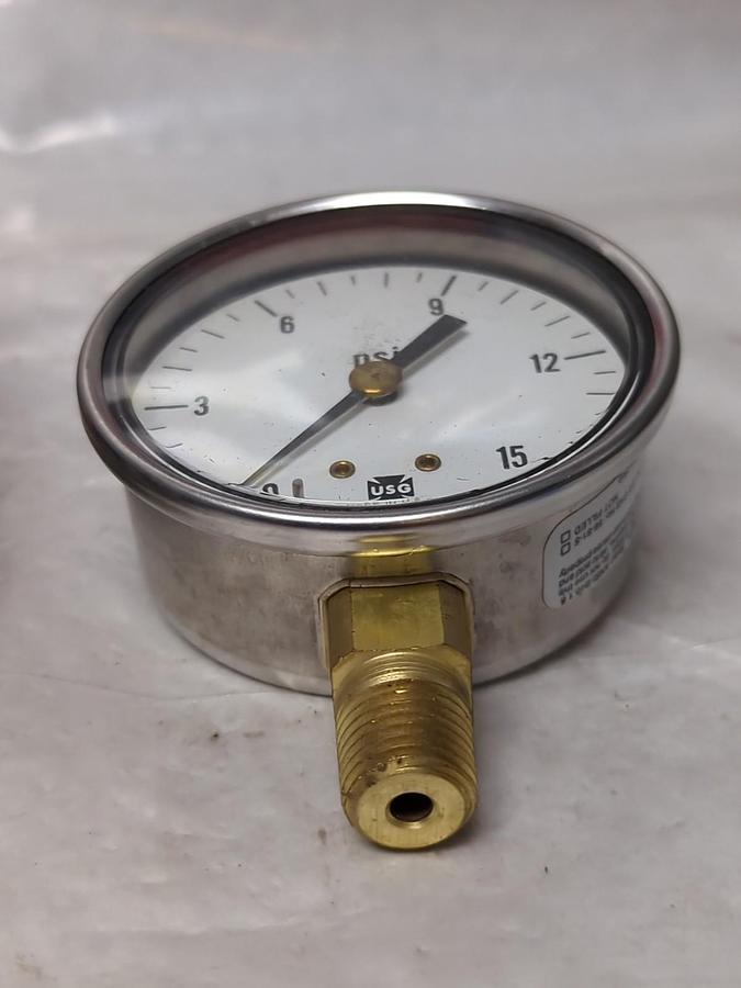 AMETEK USG,153246,GAUGE 2-1/2 IN FACE 1/4 IN NPT BOTTOM CONNECTION 0-15PSI NOS
